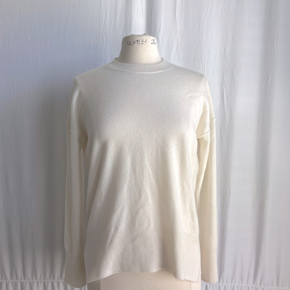 Theory cashmere sweater
